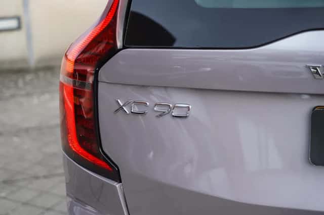 Volvo XC90 (2025) thumbnail 8