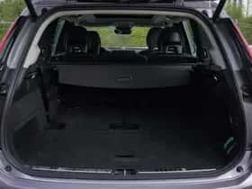 Volvo XC90 (2025) thumbnail 10
