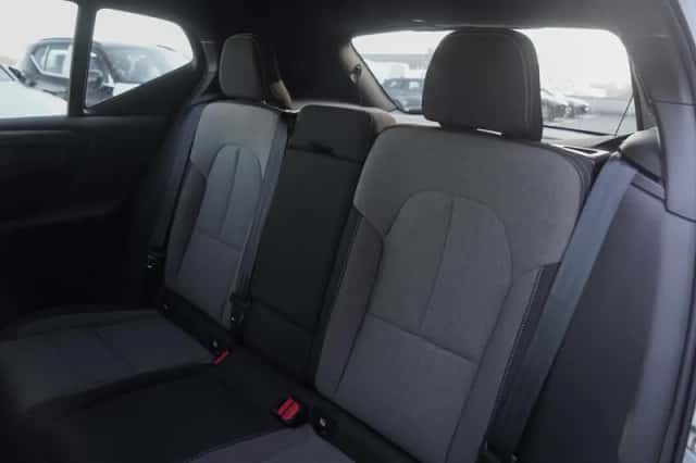 Volvo XC40 (2025) thumbnail 14