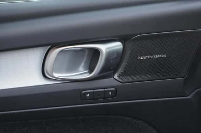 Volvo XC40 (2025) thumbnail 15