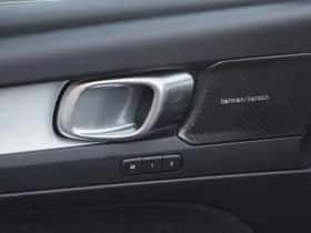 Volvo XC40 (2025) thumbnail 15