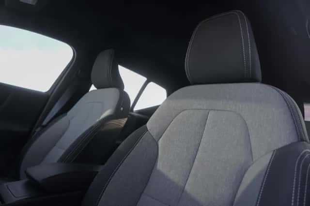 Volvo XC40 (2025) thumbnail 17