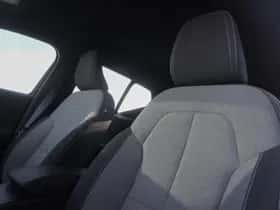 Volvo XC40 (2025) thumbnail 17