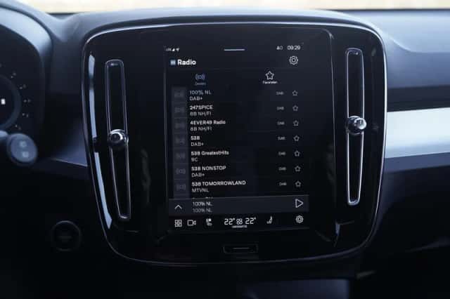 Volvo XC40 (2025) thumbnail 25