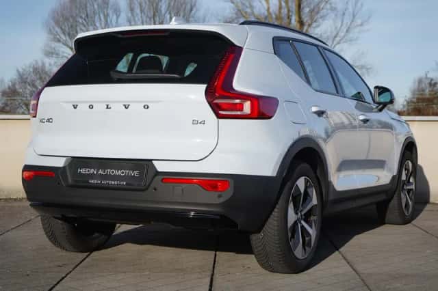 Volvo XC40 (2025) thumbnail 6