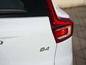Volvo XC40 (2025) thumbnail 9