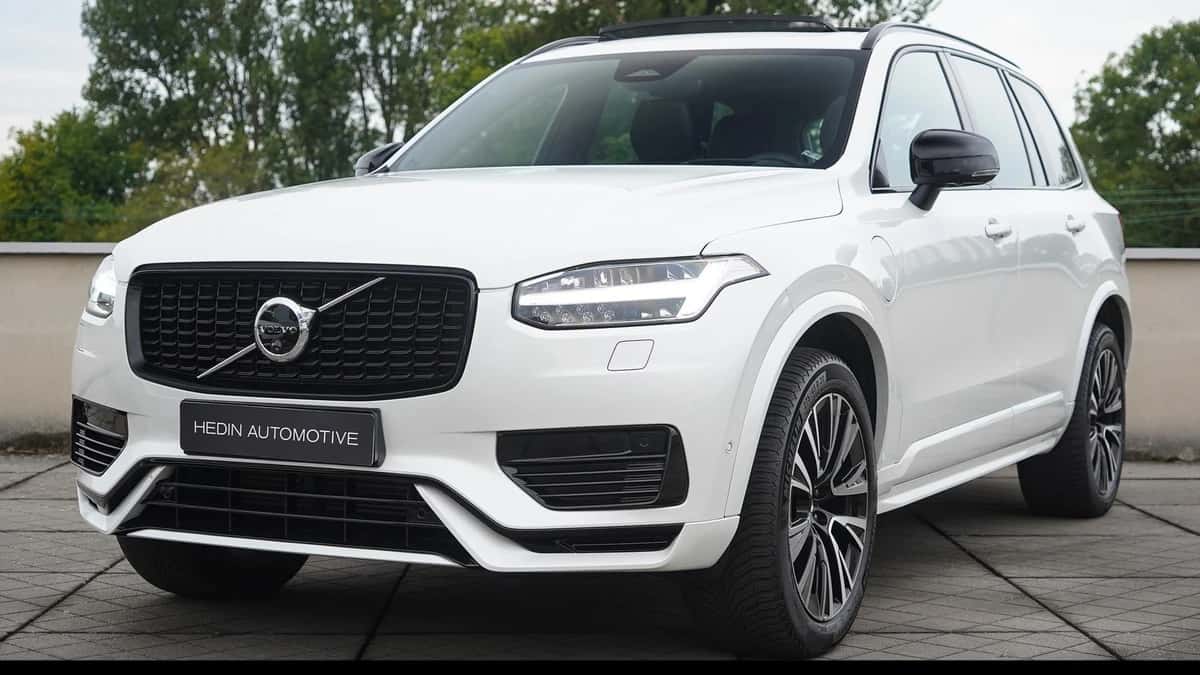 Volvo XC90 (2024) — foto 1
