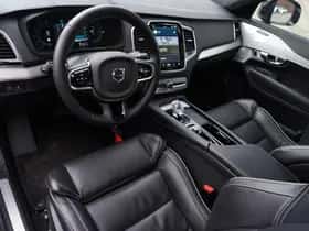 Volvo XC90 (2024) thumbnail 12