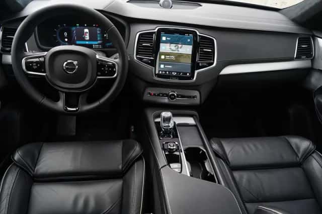 Volvo XC90 (2024) thumbnail 13