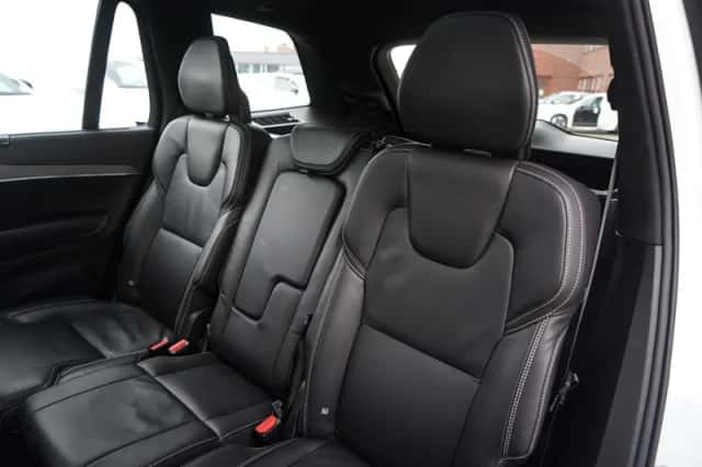 Volvo XC90 (2024) thumbnail 14