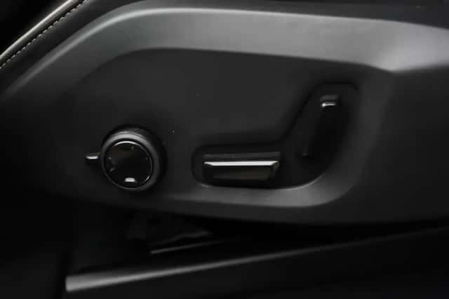 Volvo XC90 (2024) thumbnail 16