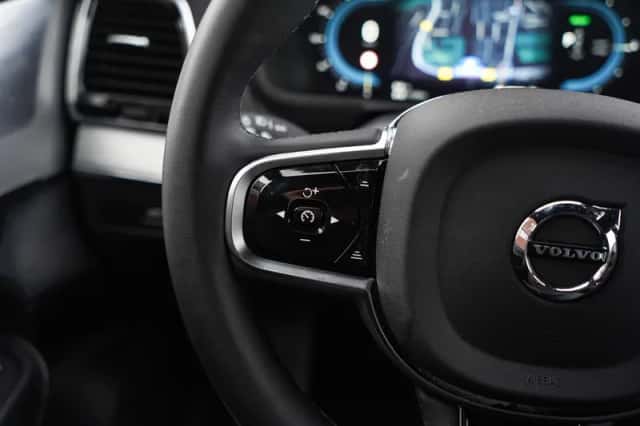 Volvo XC90 (2024) thumbnail 19