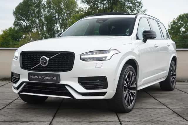 Volvo XC90 (2024) thumbnail 24