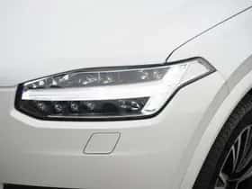 Volvo XC90 (2024) thumbnail 4
