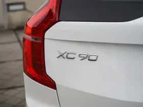 Volvo XC90 (2024) thumbnail 8
