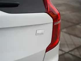 Volvo XC90 (2024) thumbnail 9