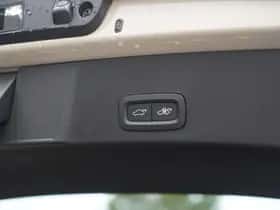 Volvo EX40 (2025) thumbnail 11