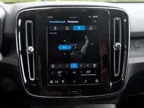 Volvo EX40 (2025) thumbnail 23