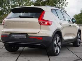 Volvo EX40 (2025) thumbnail 6