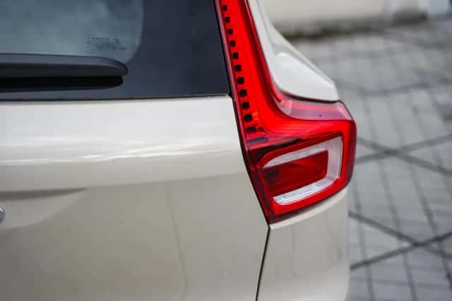 Volvo EX40 (2025) thumbnail 9