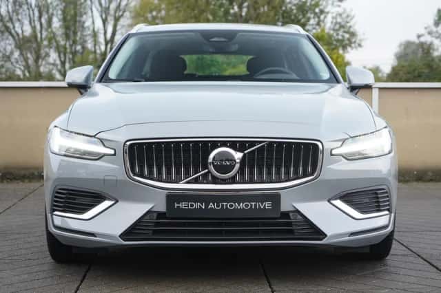 Volvo V60 (2024) thumbnail 2