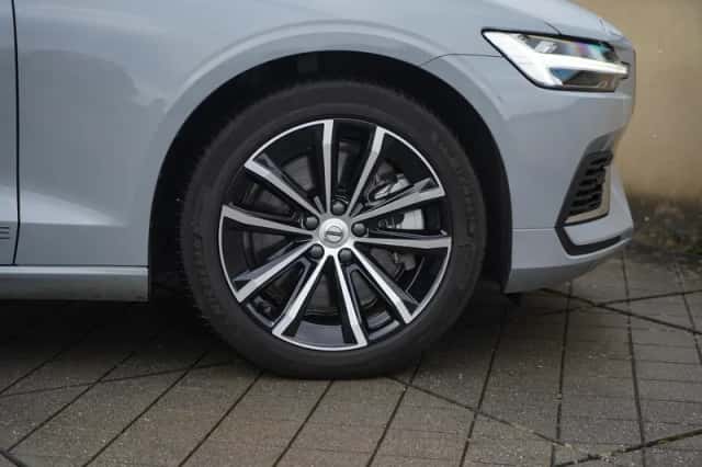 Volvo V60 (2024) thumbnail 7