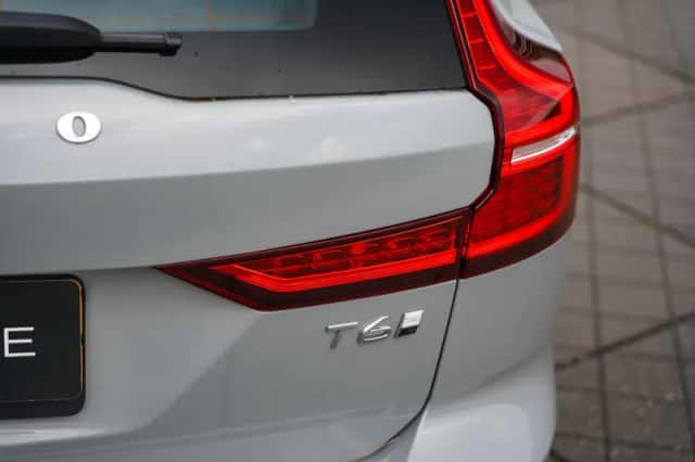 Volvo V60 (2024) thumbnail 9