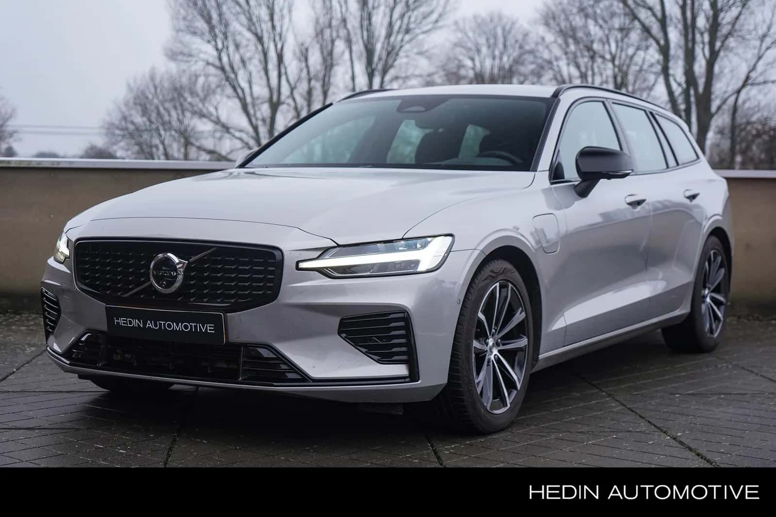 Volvo V60 (2025) — foto 1