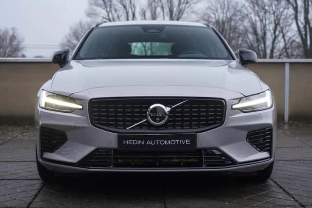 Volvo V60 (2025) thumbnail 2
