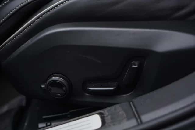 Volvo V60 (2025) thumbnail 16