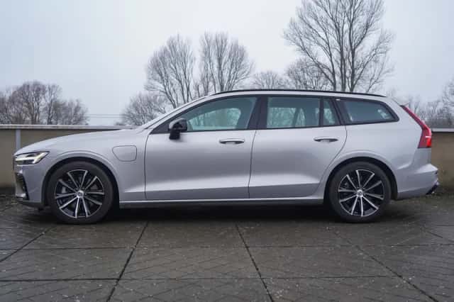 Volvo V60 (2025) thumbnail 3