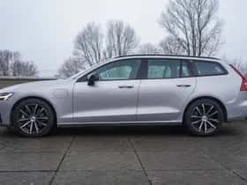 Volvo V60 (2025) thumbnail 3