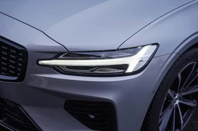 Volvo V60 (2025) thumbnail 4