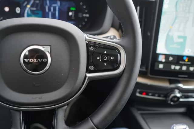 Volvo XC60 (2025) thumbnail 20