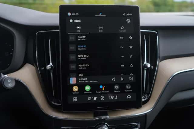 Volvo XC60 (2025) thumbnail 25