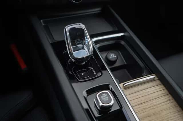 Volvo XC60 (2025) thumbnail 28