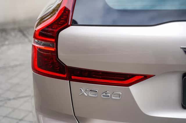Volvo XC60 (2025) thumbnail 8