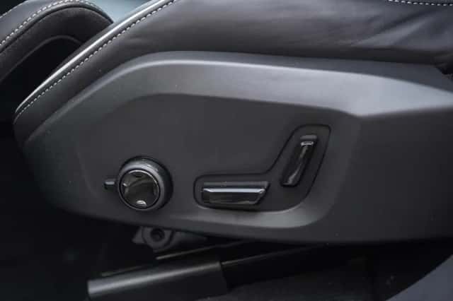 Volvo XC60 (2026) thumbnail 15