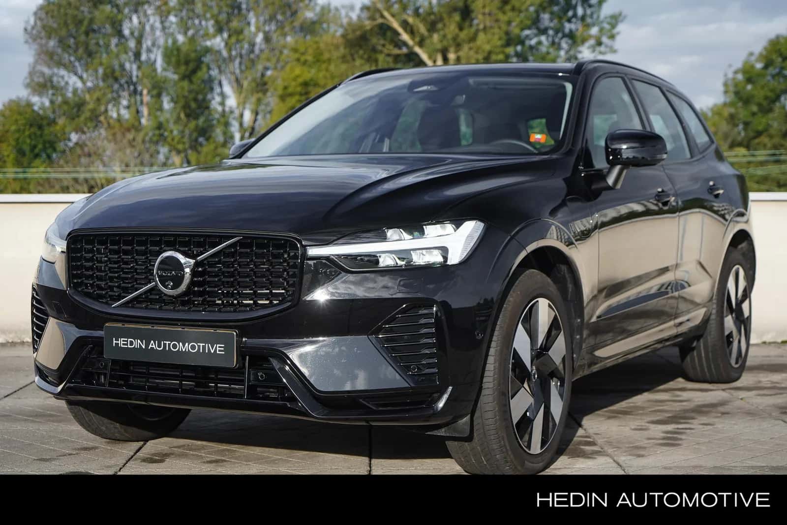 Volvo XC60 (2024) — foto 1