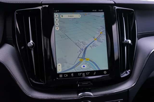 Volvo XC60 (2024) thumbnail 11