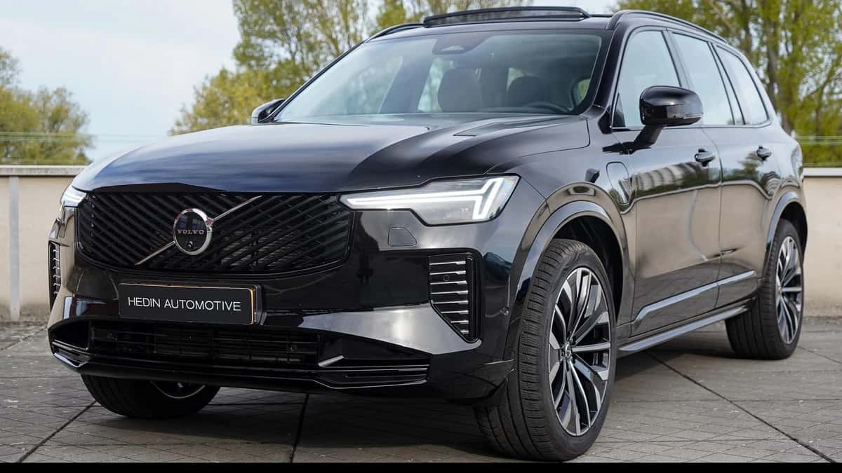 Volvo XC90 (2025) — foto 1