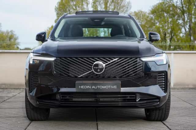 Volvo XC90 (2025) thumbnail 2