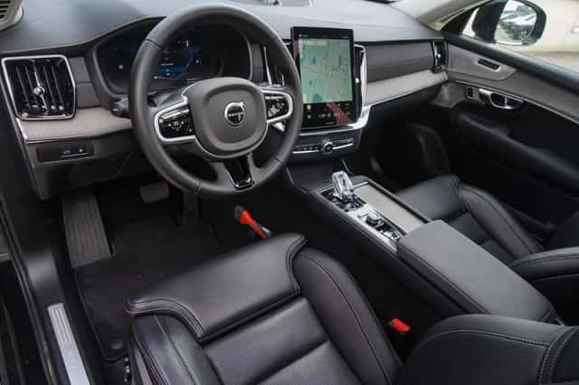 Volvo XC90 (2025) thumbnail 12