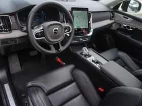 Volvo XC90 (2025) thumbnail 12