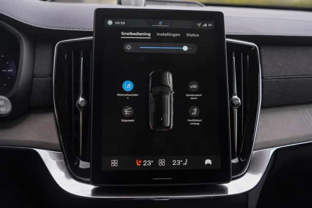 Volvo XC90 (2025) thumbnail 22