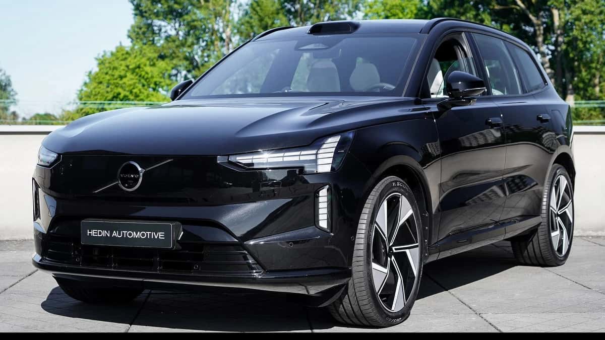 Volvo EX90 (2025) — foto 1