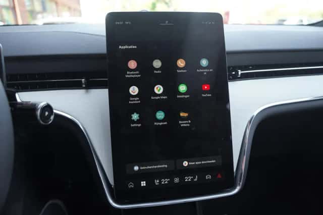 Volvo EX90 (2025) thumbnail 13