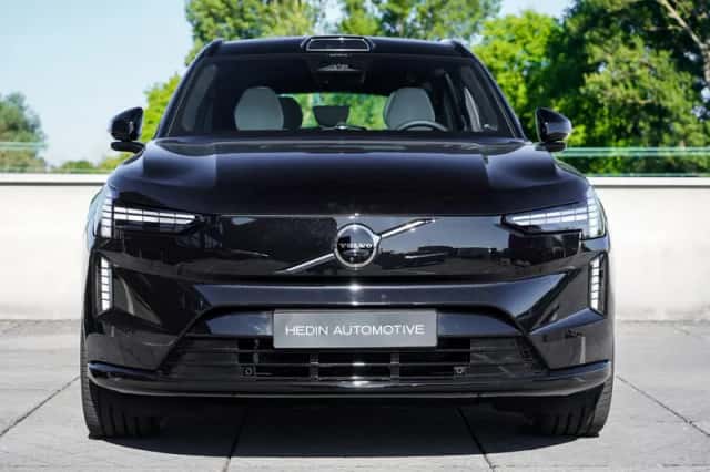 Volvo EX90 (2025) thumbnail 6