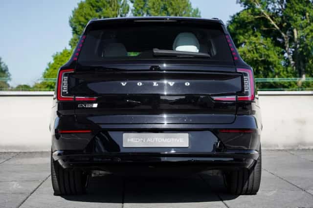 Volvo EX90 (2025) thumbnail 8