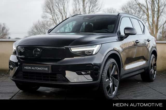 Volvo EX40 (2025) thumbnail 1
